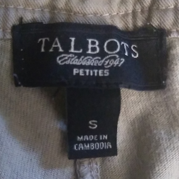 ⭐ Talbot's Tan/Khaki Shorts - Picture 3 of 3